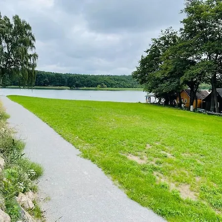 Urlaub Am Grossen Zechliner 라인스베르크